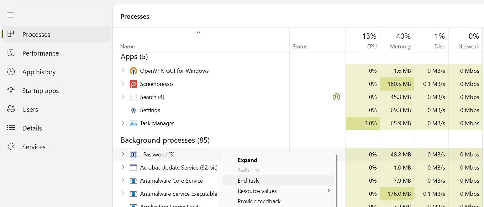 Vô hiệu hóa một tiến trình nền trong Trình quản lý Tác vụ Windows.